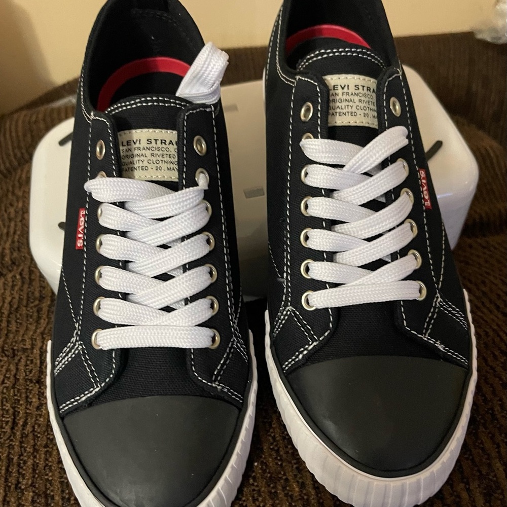 Levi's Black Canvas Sneakers with White Laces - Picture 3 of 5